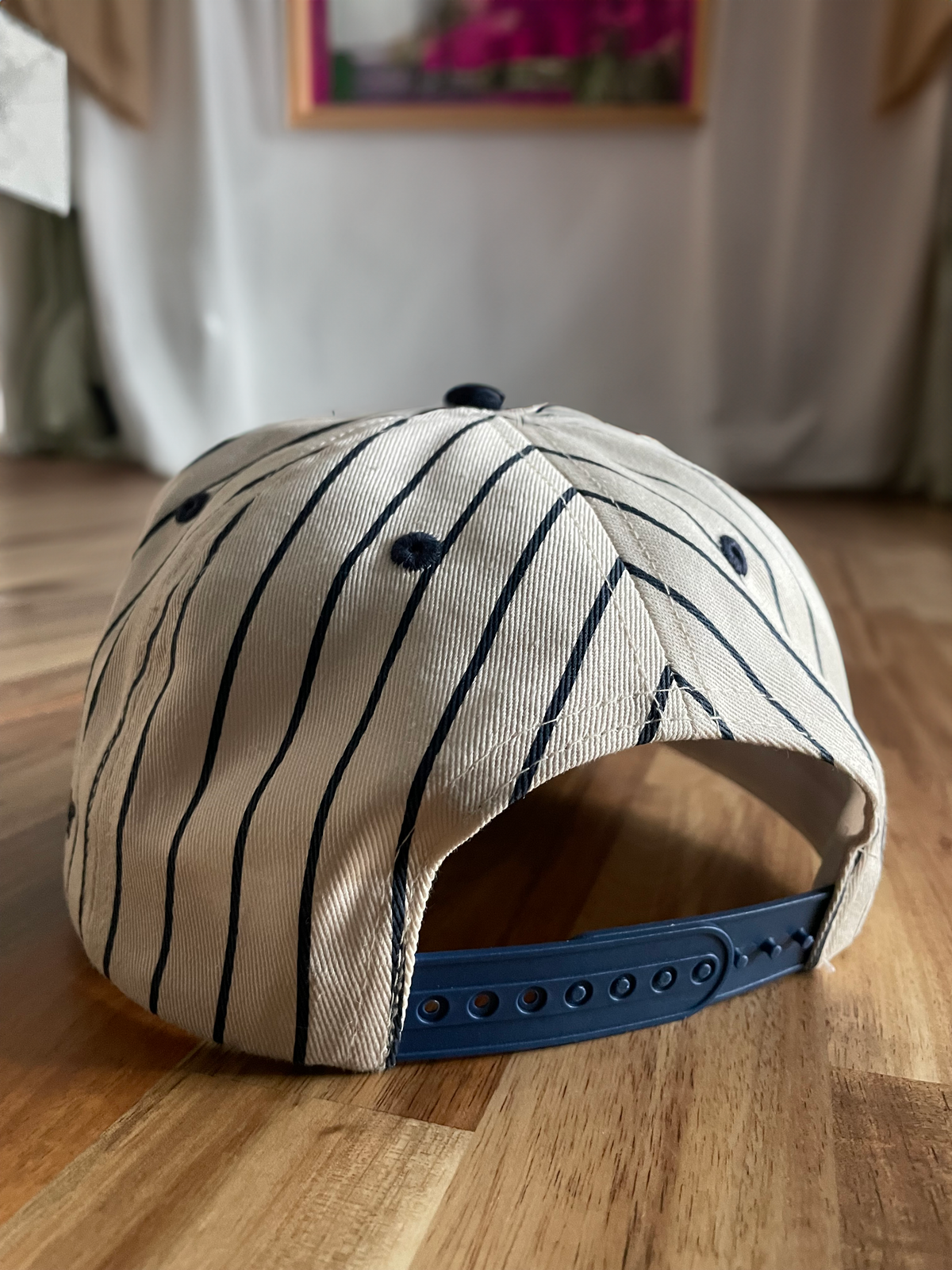 San Antone y Yo™ Hat (Pinstripe)